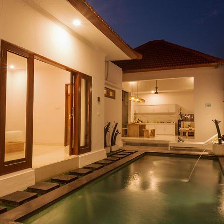 Maisaba Seminyak Loft & Villas Екстериор снимка