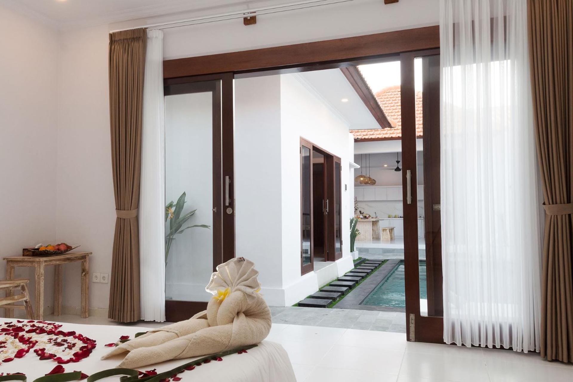 Maisaba Seminyak Loft & Villas Екстериор снимка